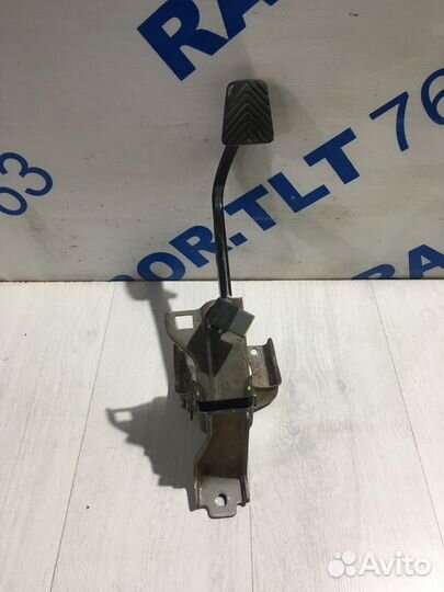 Педаль тормоза hyundai solaris 1 1.4 мт седан