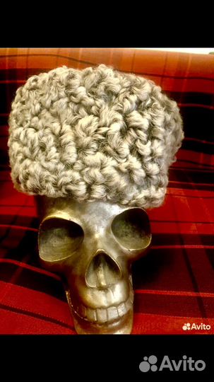 Шапка из каракуля