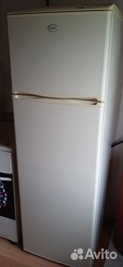 Холодильник 1м 70см