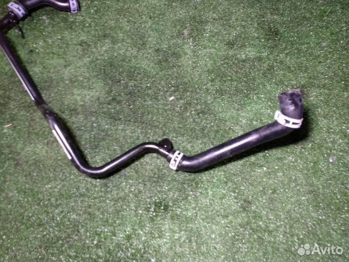 Трубка системы охлаждения Land Rover Range Rover