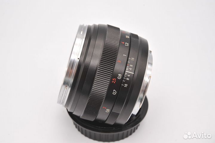 Carl Zeiss Planar 50 1.4 T* ZE