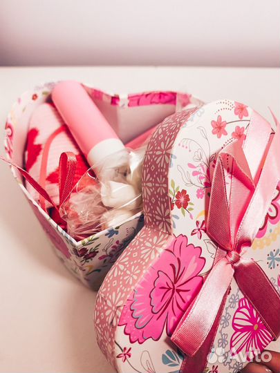 Подарки девушкам