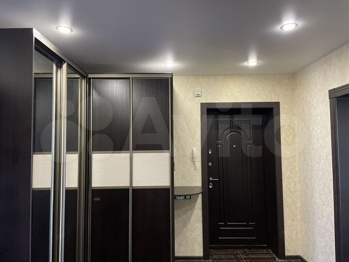 3-к. квартира, 83 м², 9/10 эт.