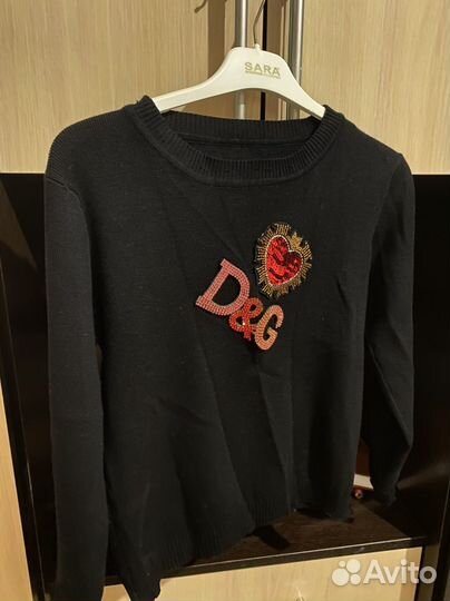 Свитер женский