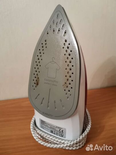 Утюг Scarlett SC-SI30K25