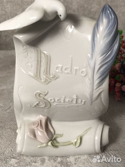 Коллекционные статуэтки