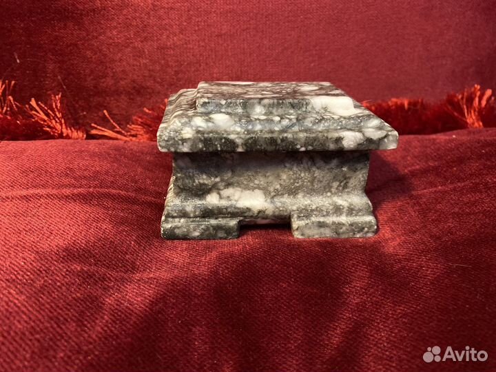 Шкатулка из натурального мрамора