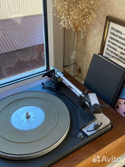 Проигрыватель винила dual Германия