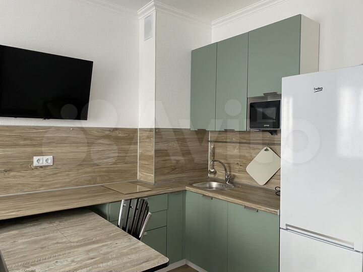 2-к. квартира, 35 м², 8/16 эт.