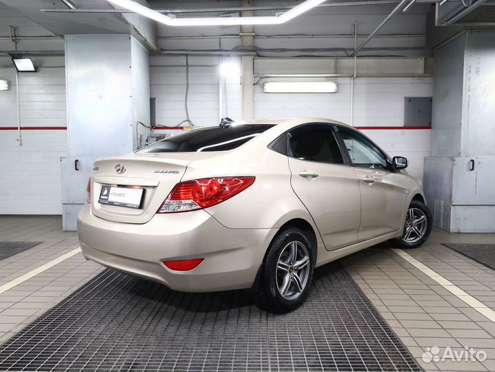 Hyundai Solaris 1.6 AT, 2013, 155 500 км