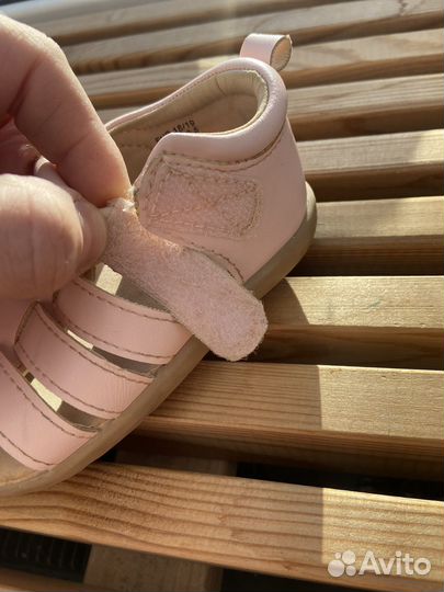 Сандалии для девочки
