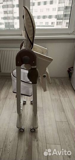 Стульчик для кормления nuovita