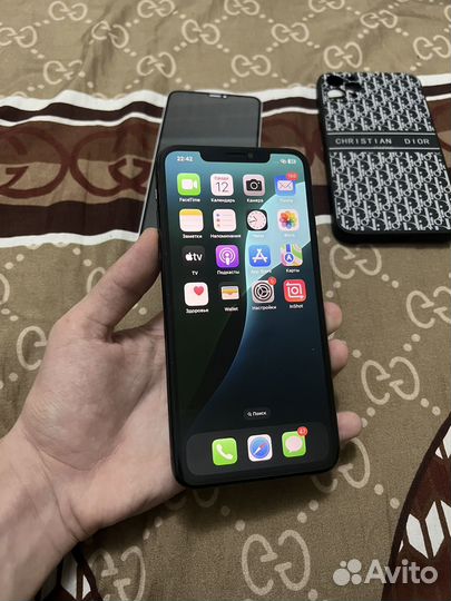 iPhone 11 Pro Max, 64 ГБ