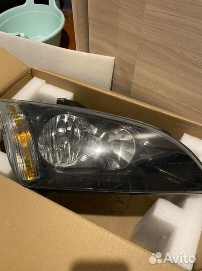 Фара правая ford focus 2