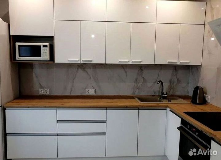 Угловая кухня с мдф фасадами