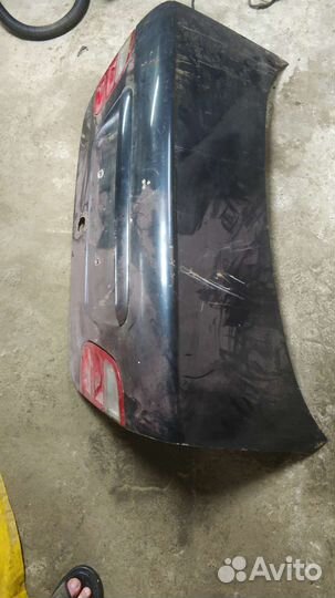 Крышка багажника mercedes w208 clk