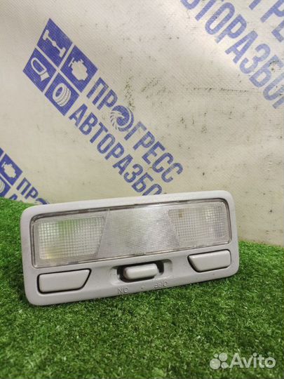 Плафон подсветки салона передний Mitsubishi Lancer