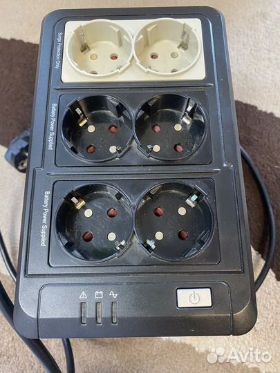 Блок бесперебойного питания ippon