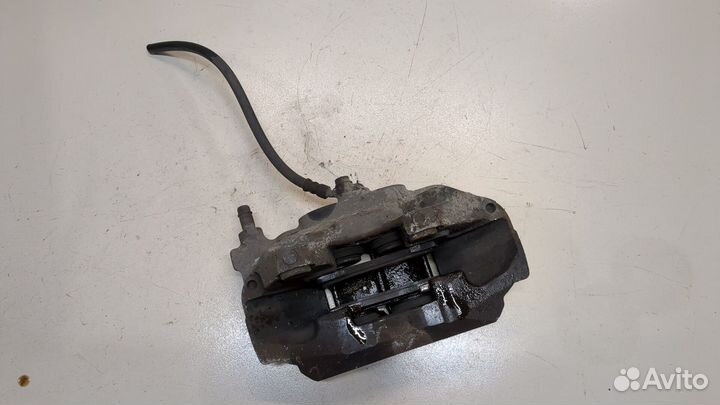 Суппорт правый передний Lexus GS, 2008