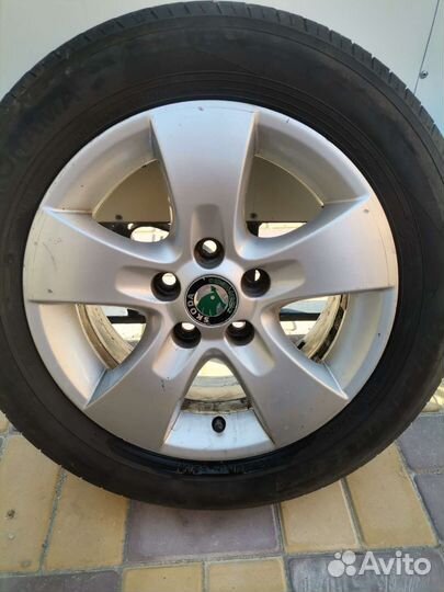 R14 Yokohama Bluearth ES32 185/60, PCD 5x135 DIA 72.7