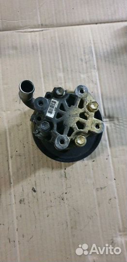 Насос гур Chrysler Grand Voyager