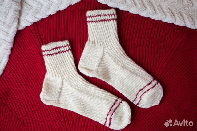 Шерстяные вязаные носки ручной работы