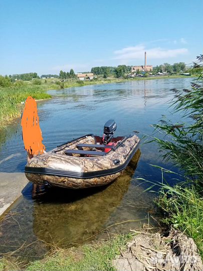 Лодка тайга с мотором
