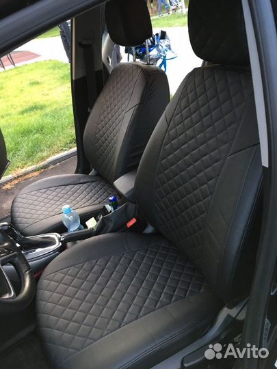 Чехлы Opel Astra Экокожа ромб Автопилот