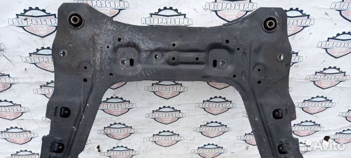 Балка передняя Nissan Dualis NJ10 MR20DE 2007