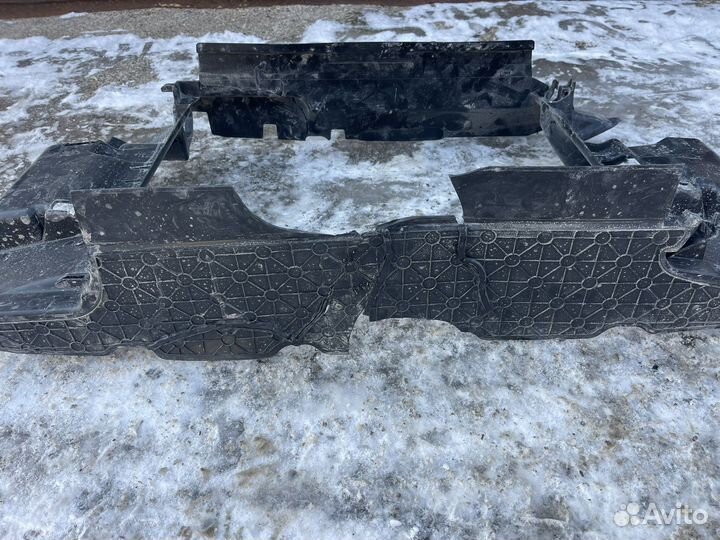 LADA Vesta NG дефлектор воздуховод радиатора