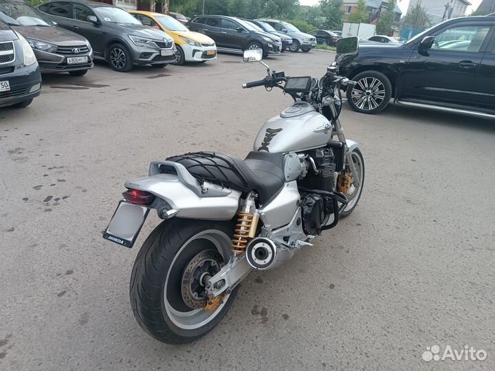 Мотоцикл Honda X 4