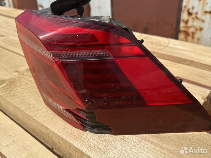Фонарь задний правй Тигуан iq led