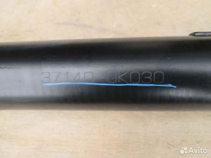 Карданный вал передний Toyota Hilux GUN125