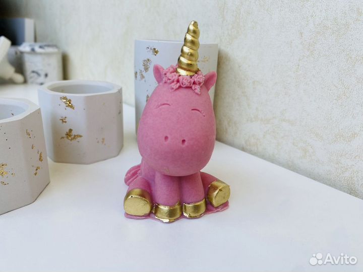 Шоколадная фигурка «Единорог»