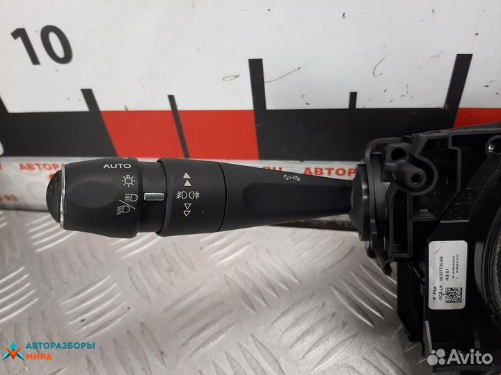 Переключатель подрулевой (стрекоза) Peugeot 508