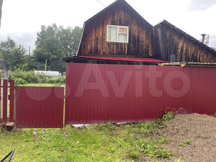 Дом 46 м² на участке 6 сот.