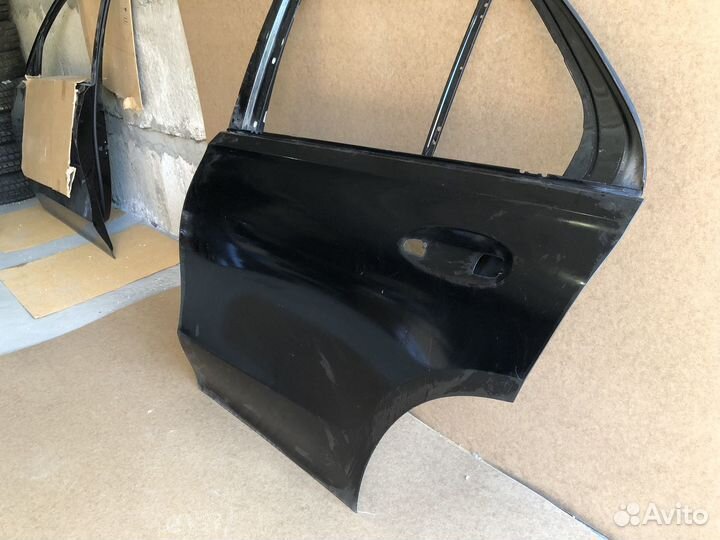 Дверь задняя левая Mercedes GLE V167 U197
