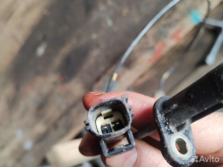 Датчик абс Вольво S60