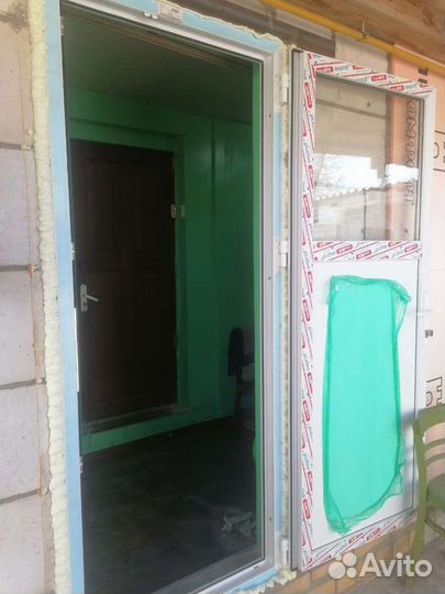 Дверь пластиковая