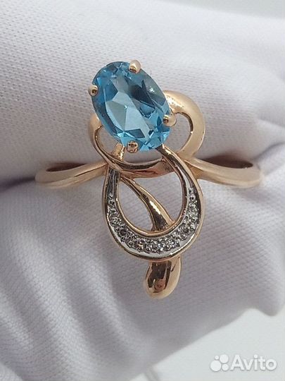 Золотое кольцо с Бриллиантами,Топазом