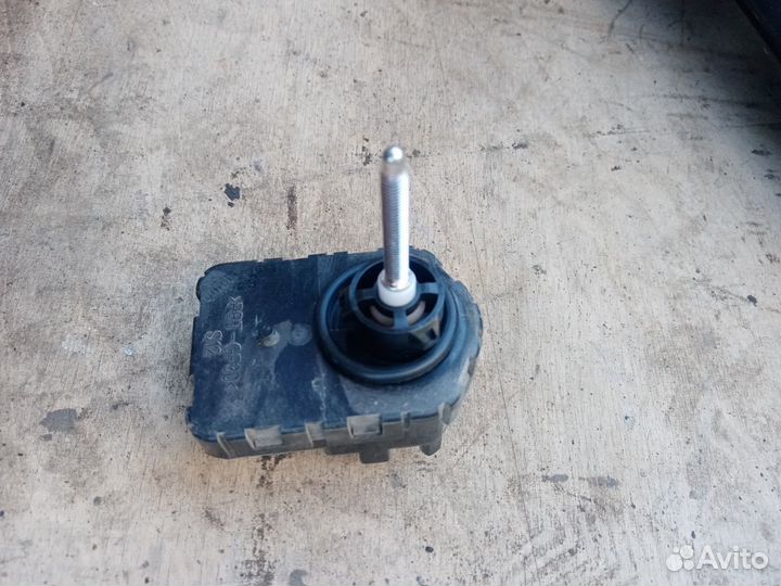 Корректор фары на Ниссан X-Trail 15r T32