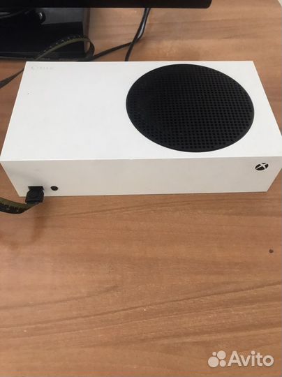 Xbox series s 500гб