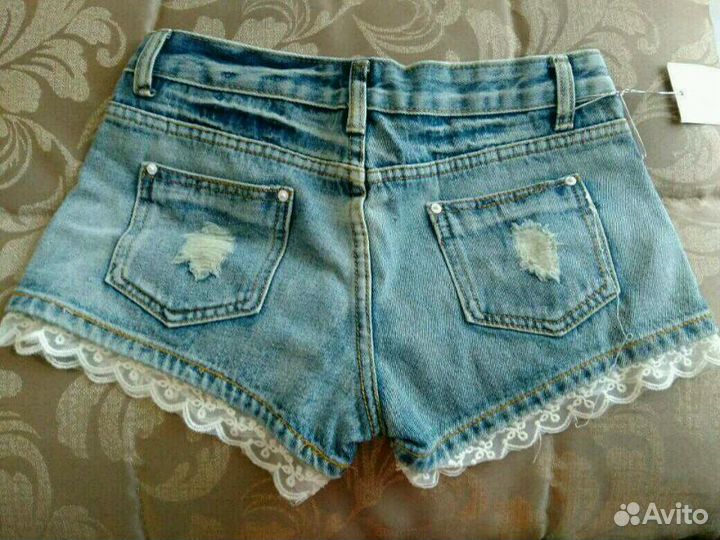 Новые джинсовые шорты