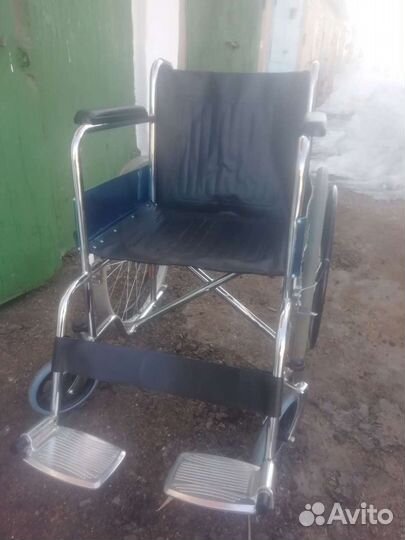 Коляска инвалидная