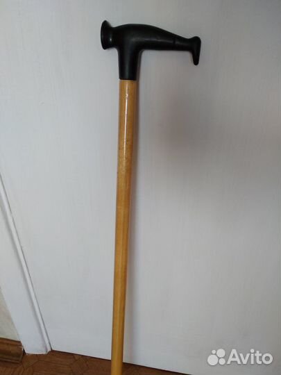 Трость для ходьбы деревянная