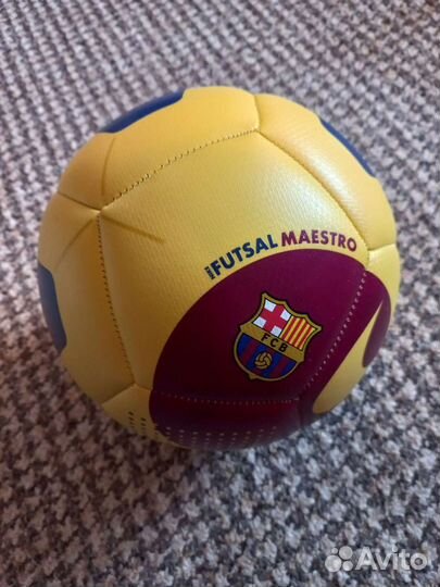 Футбольный мяч nike barcelona futsal maestro pro