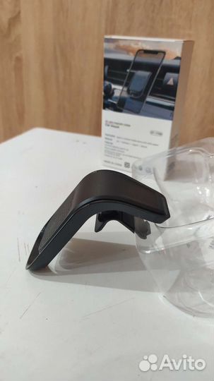 Магнитный держатель для телефона автомобильный