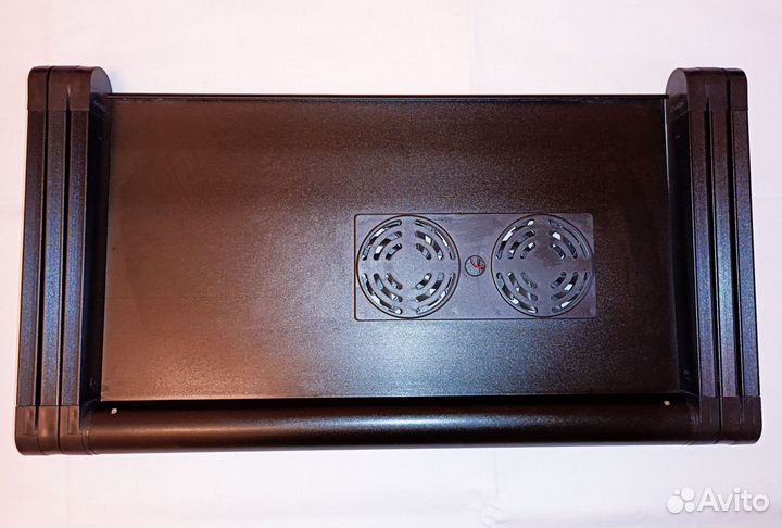 Охлаждающая подставка-столик для ноутбука