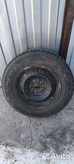 Laufenn I Fit Ice LW 71 185/70 R14 92T