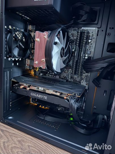 Игровой компьютер i7 7700k + rx 5500 xt